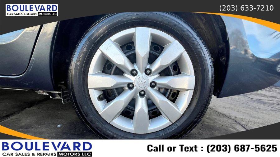 Used 2014 Toyota Corolla LE image 25