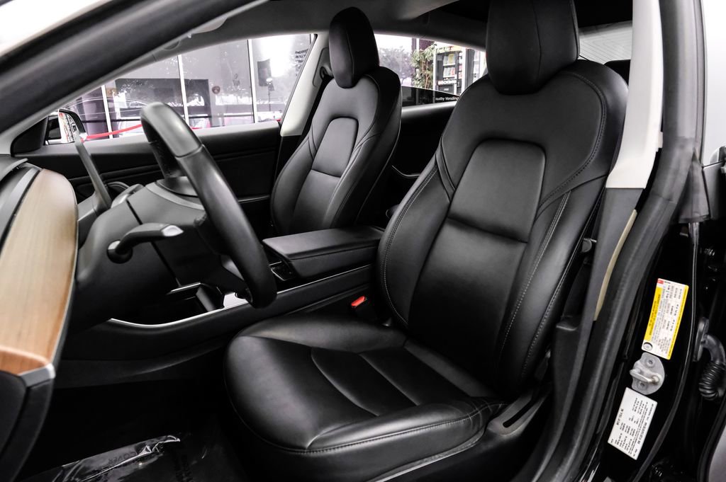 Used 2019 Tesla Model 3 Standard Range RWD image 36