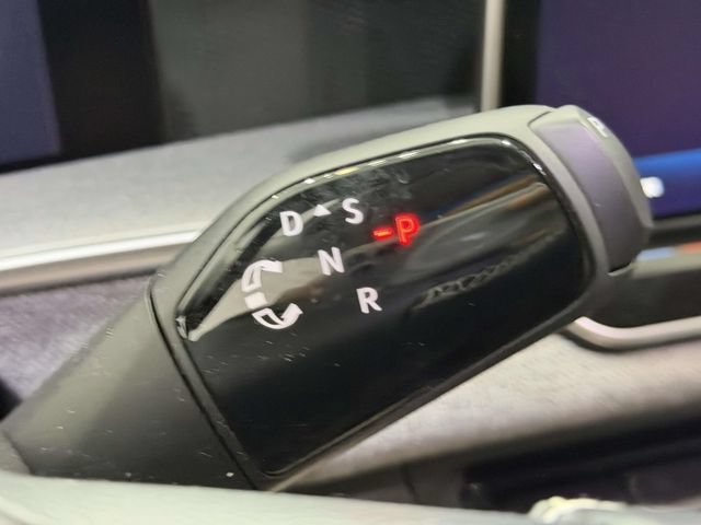 New 2026 Volkswagen Tiguan S AWD/4WD image 24