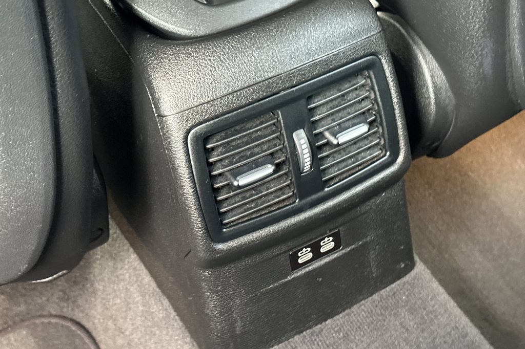 Used 2019 BMW X1 sDrive28i w/ M Sport Package FWD image 13