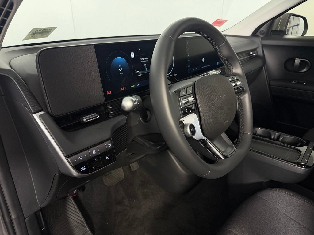 Used 2025 Hyundai Ioniq 5 SE RWD image 13