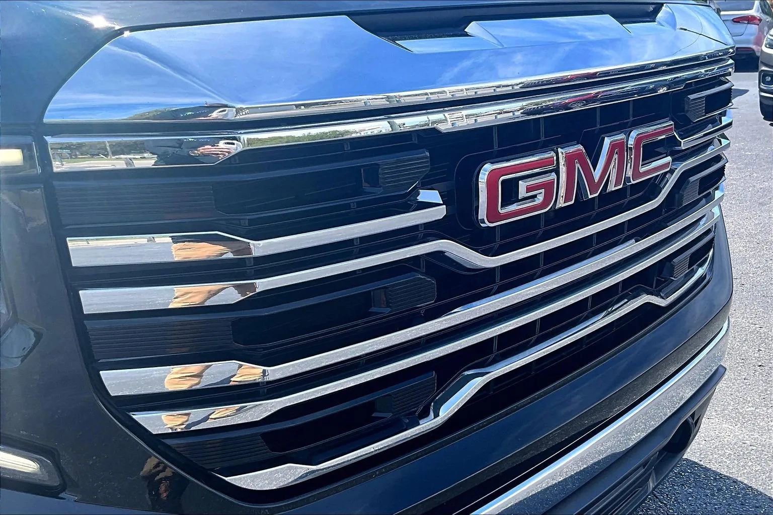 Used 2024 GMC Sierra 1500 SLT image 30