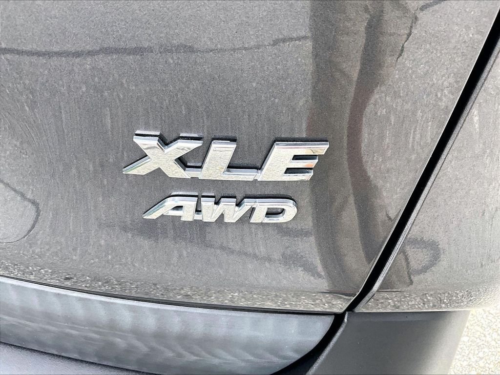 Used 2022 Toyota RAV4 XLE w/ Convenience Package AWD/4WD image 29