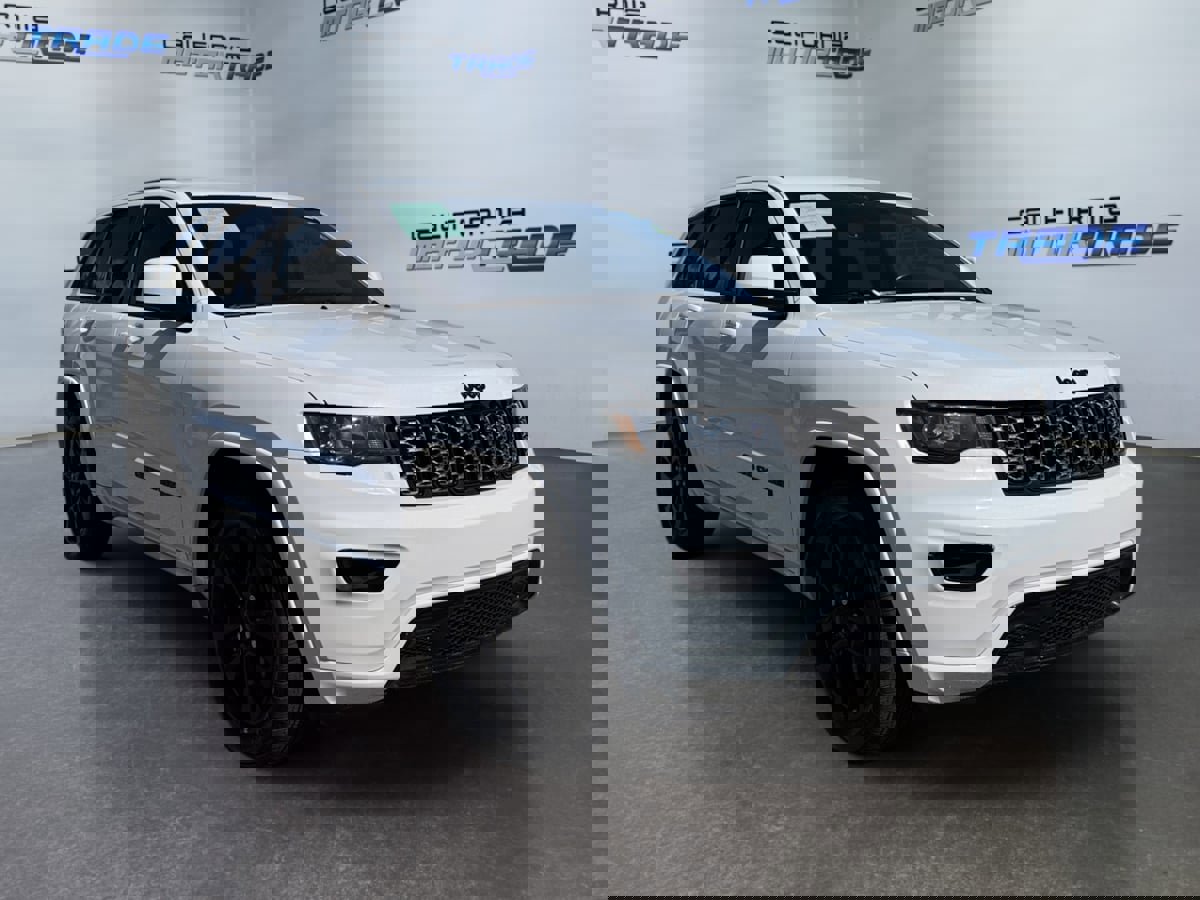 Used 2019 Jeep Grand Cherokee Altitude image 3