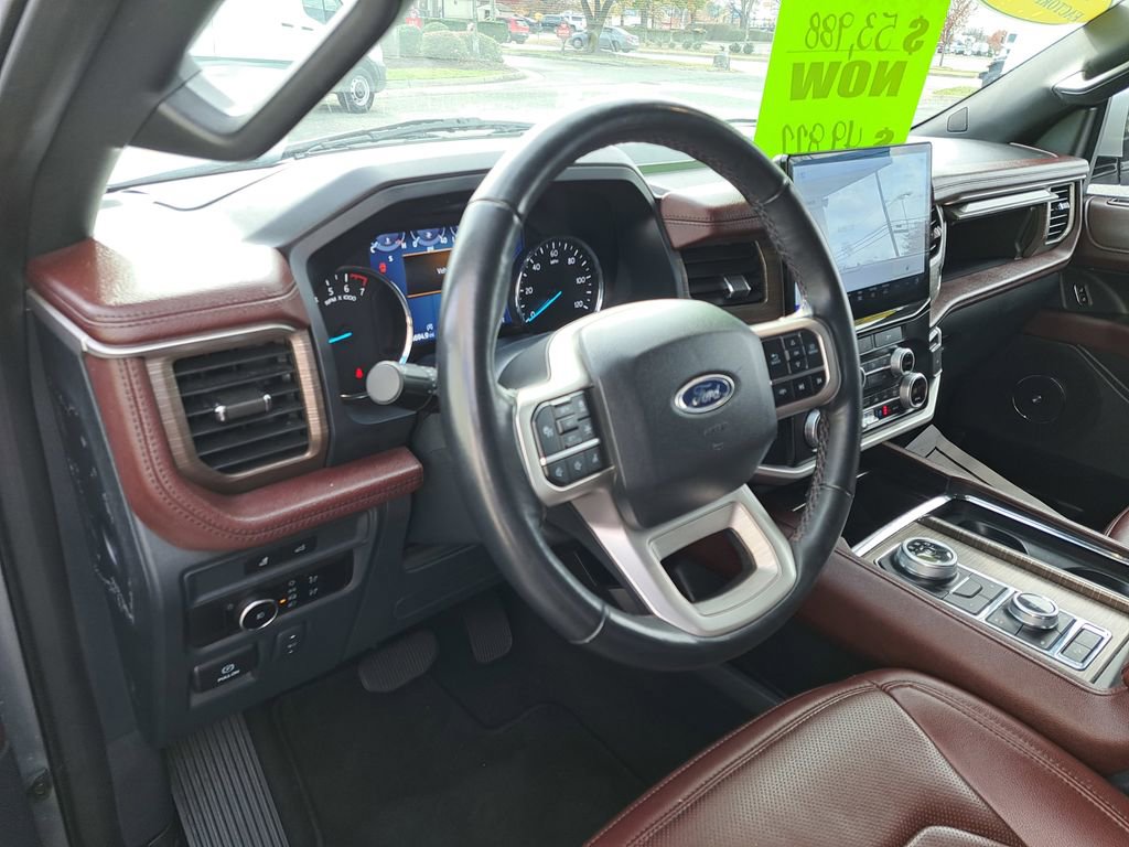 Used 2024 Ford Expedition Max Limited image 7