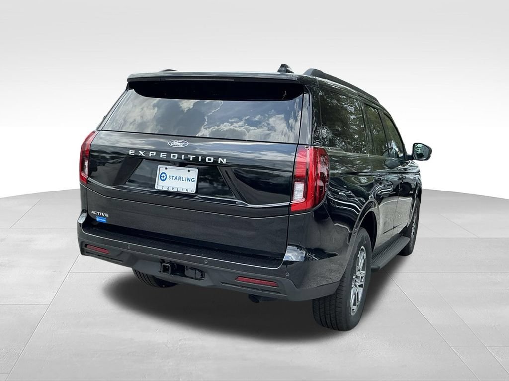 New 2026 Ford Expedition Active RWD image 8