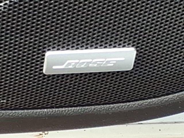 Used 2023 GMC Acadia SLT w/ Elevation Edition image 16