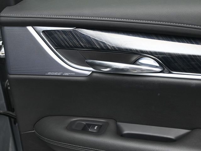 Used 2023 Cadillac XT6 Premium Luxury image 33
