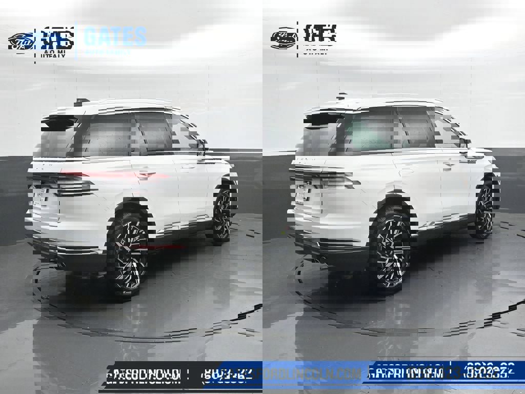 New 2026 Lincoln Aviator Reserve image 2