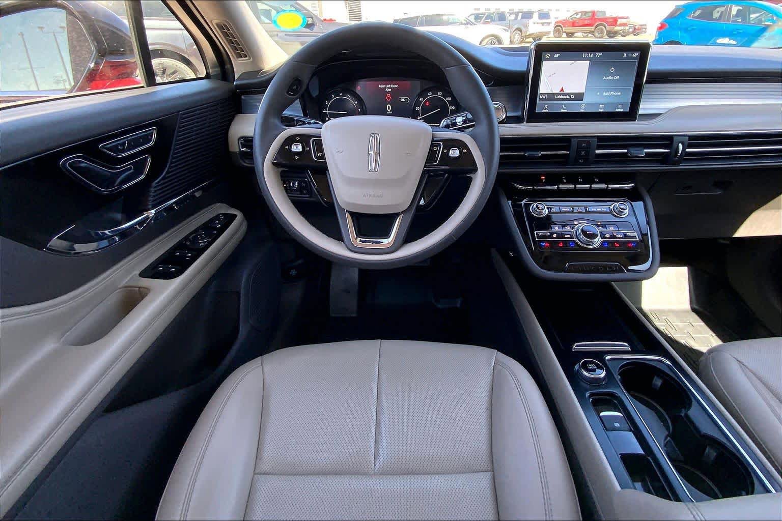 Certified 2022 Lincoln Corsair AWD w/ Equipment Group 101A image 6