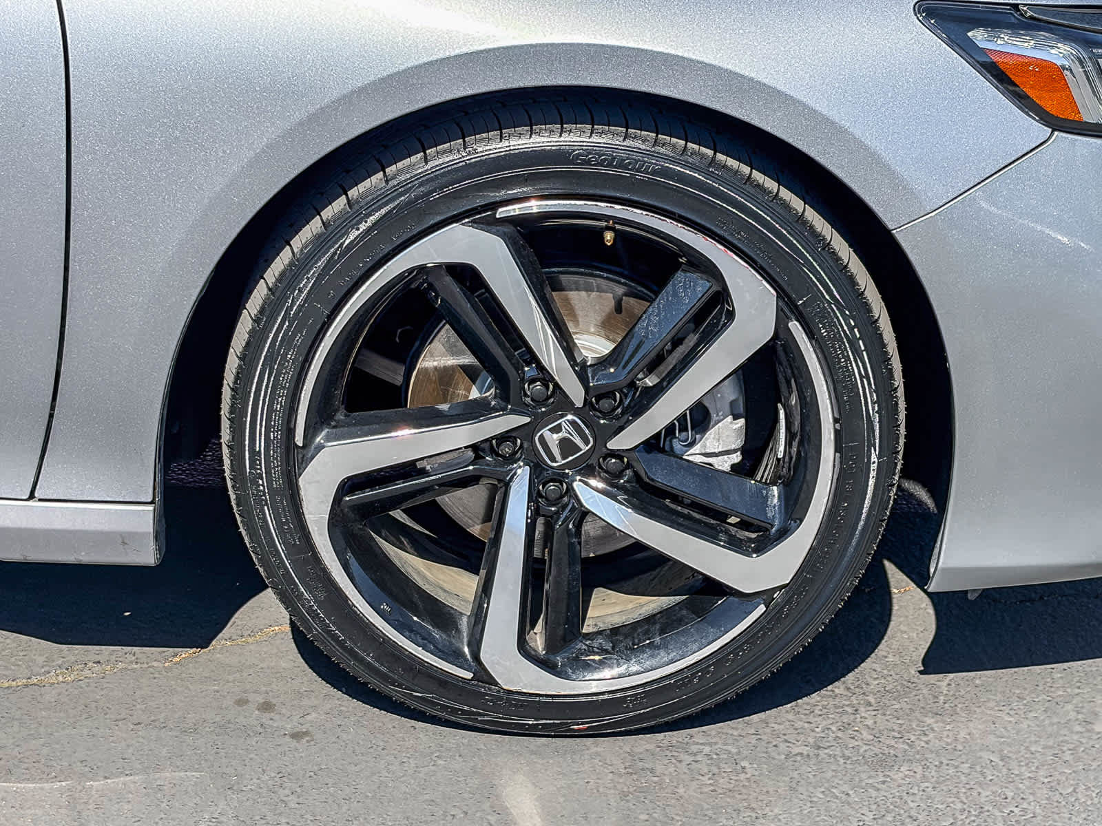 Used 2022 Honda Accord Sport image 9