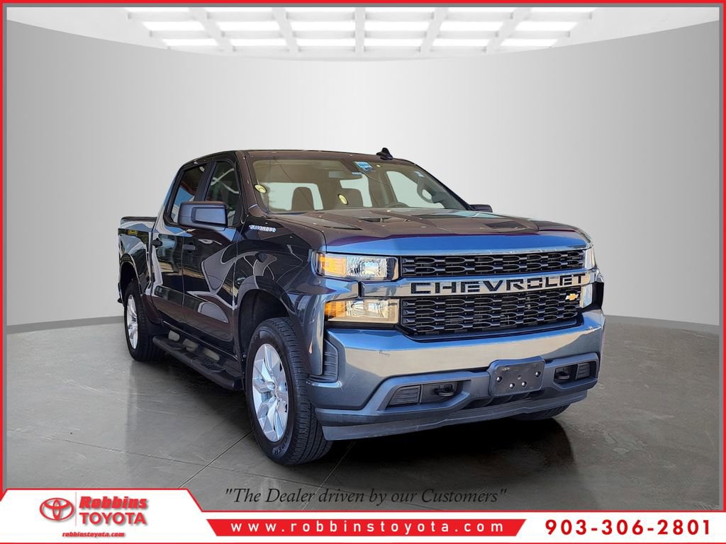 Used 2020 Chevrolet Silverado 1500 Custom w/ Custom Value Package RWD image 1