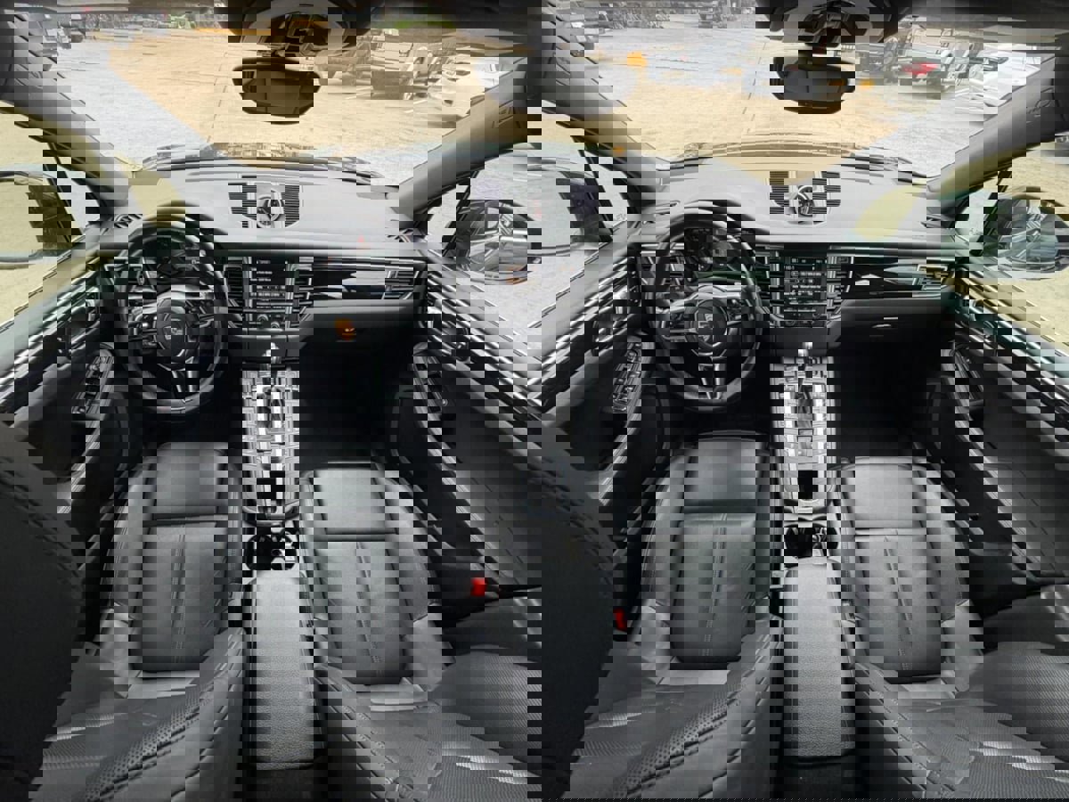 Used 2016 Porsche Macan S image 19