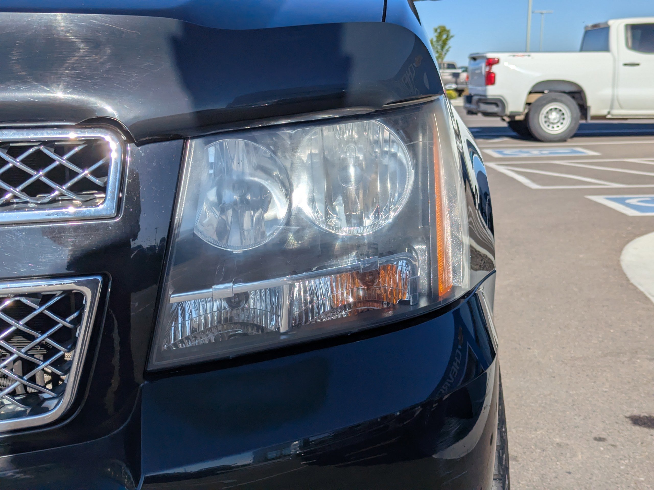 Used 2013 Chevrolet Avalanche LT w/ All-Star Edition AWD/4WD image 42