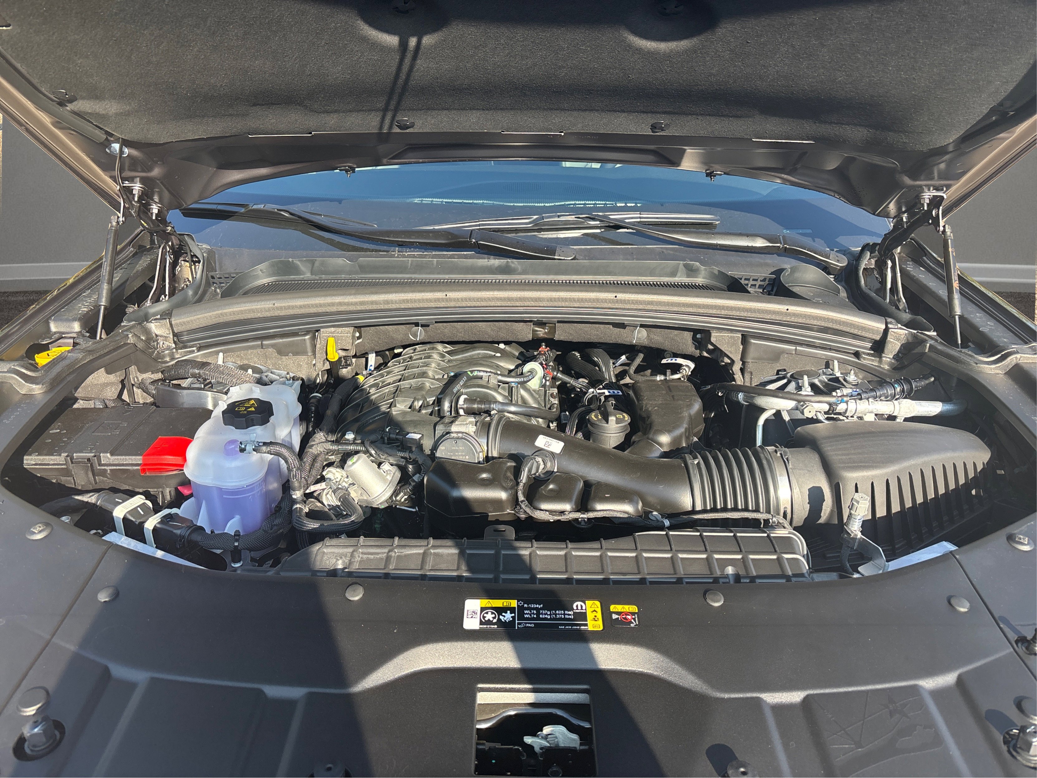 New 2025 Jeep Grand Cherokee Limited w/ Black Appearance Package image 32