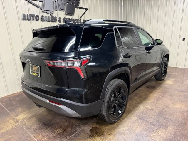 Used 2025 Chevrolet Equinox LT w/ Midnight Edition FWD image 8