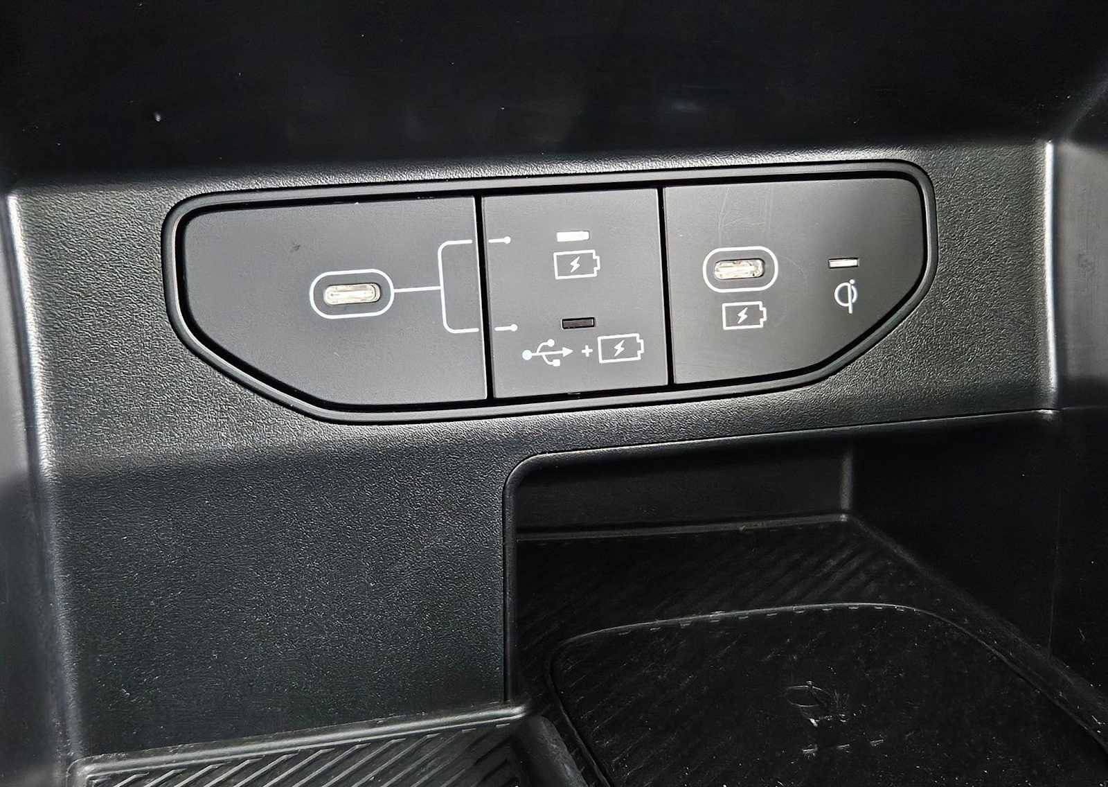 Certified 2025 Kia Sorento SX Prestige w/ Sage Leather Package image 31