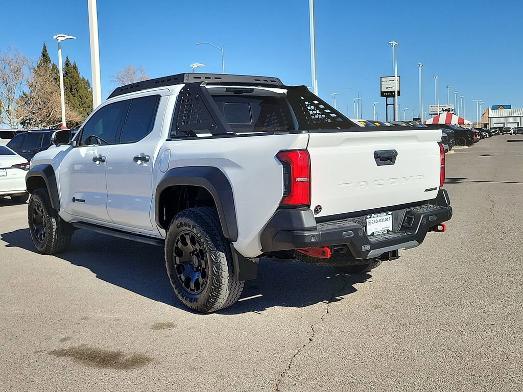 Used 2024 Toyota Tacoma Trailhunter image 7