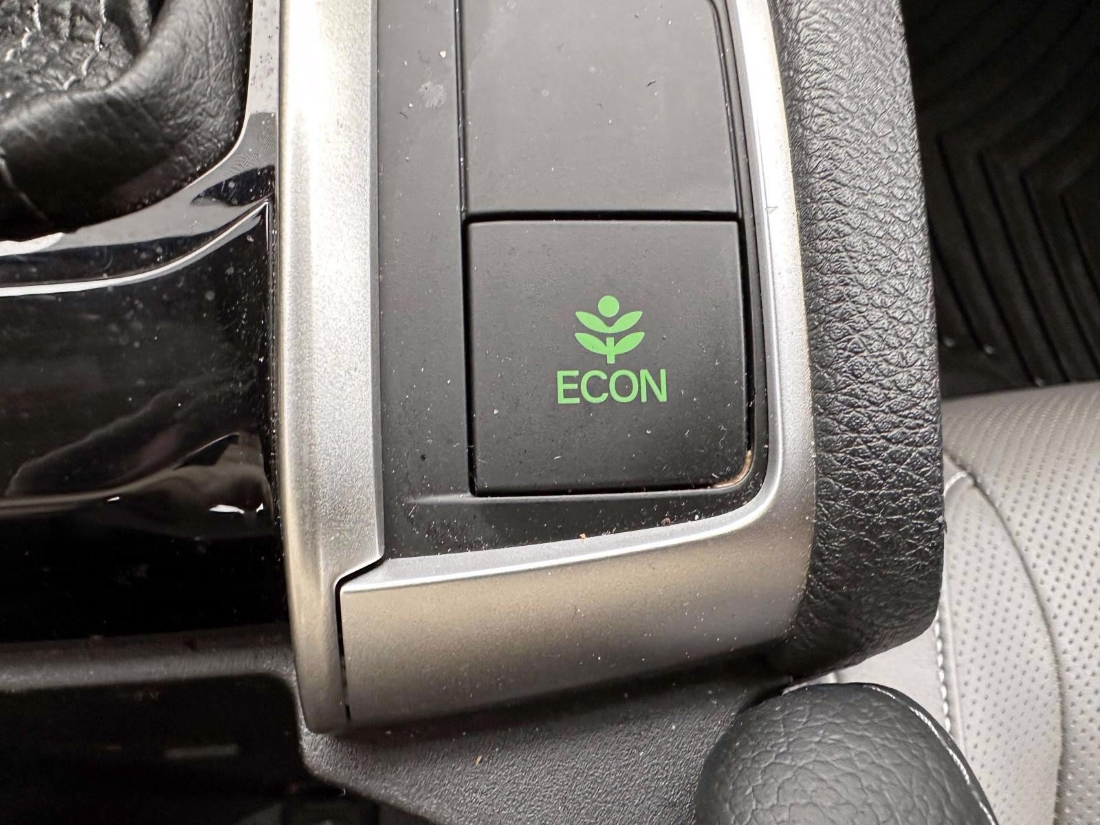 Used 2019 Honda Civic EX-L image 26