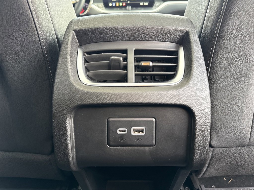 Used 2024 Chevrolet Blazer LT image 19