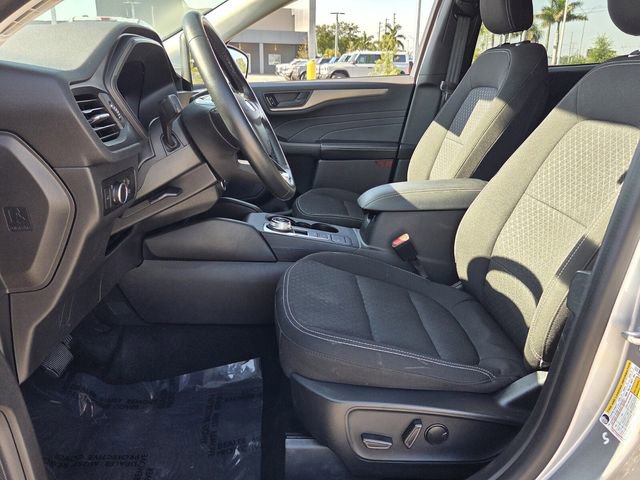 Certified 2024 Ford Escape Active AWD/4WD image 12