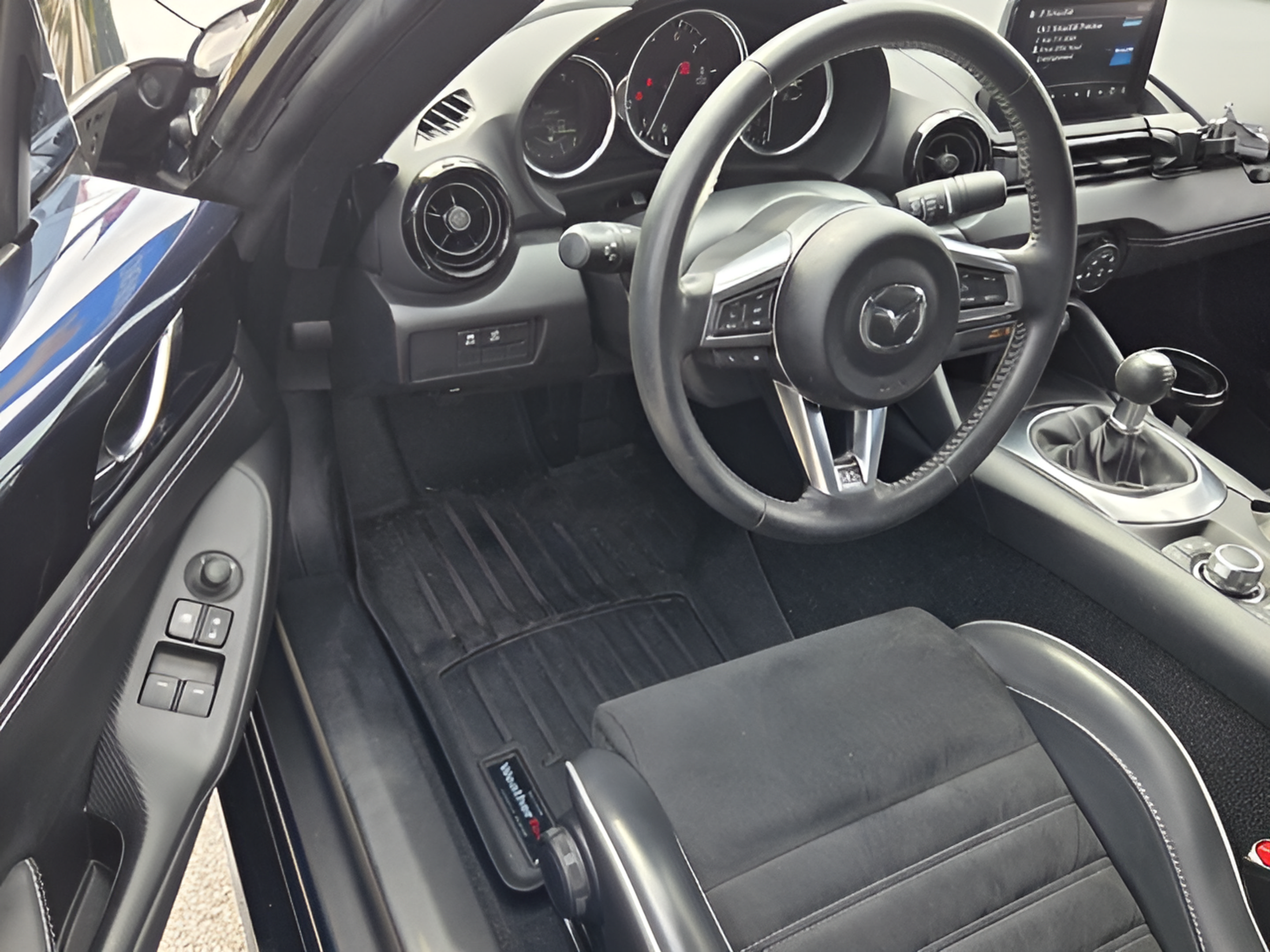 Used 2023 MAZDA MX-5 Miata Club w/ Brembo/BBS Recaro Package RWD image 10