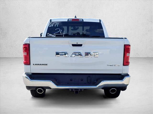 New 2026 RAM 1500 Laramie AWD/4WD image 3