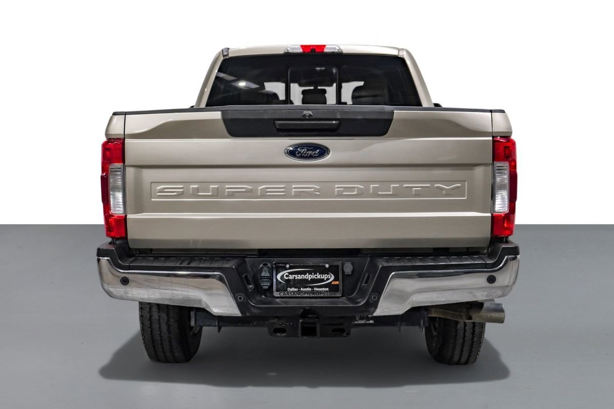 Used 2017 Ford F250 Lariat w/ Chrome Package image 7