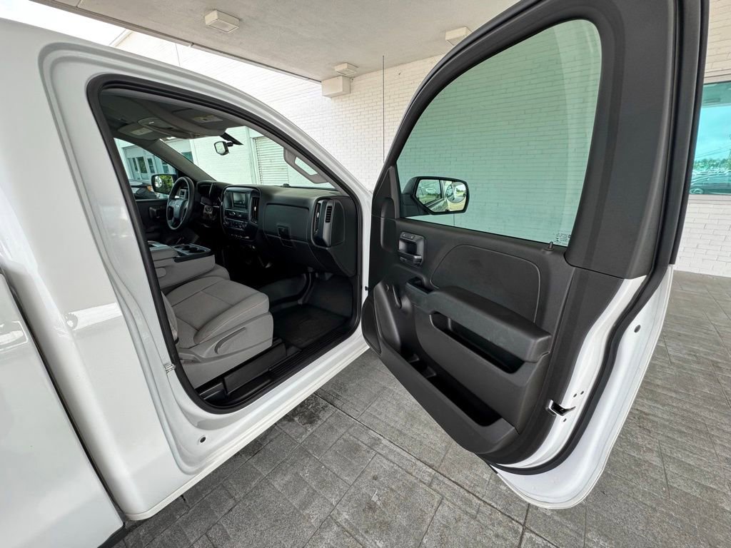 Used 2016 Chevrolet Silverado 1500 W/T RWD image 16