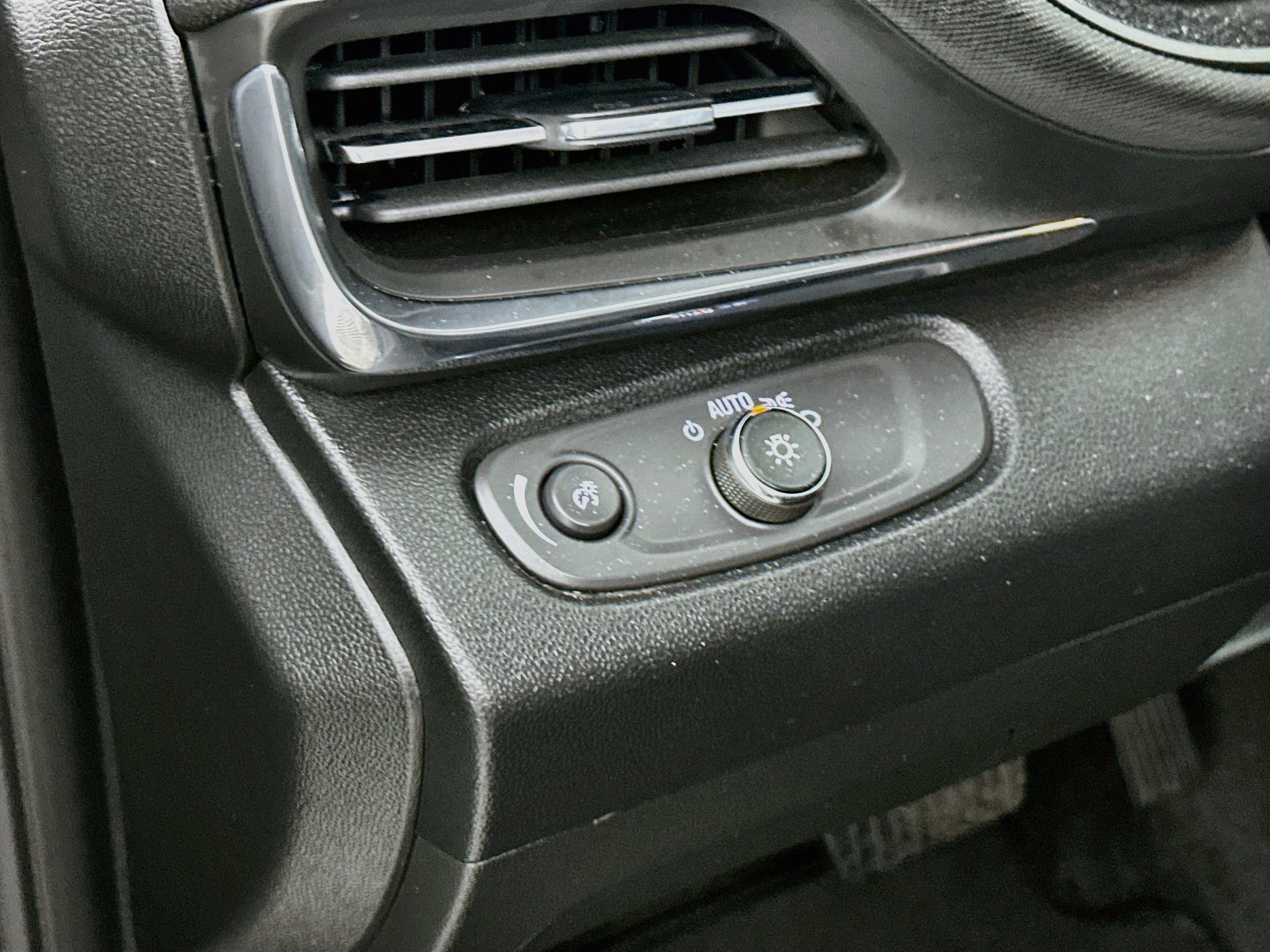 Used 2026 Buick Envista Preferred FWD image 16