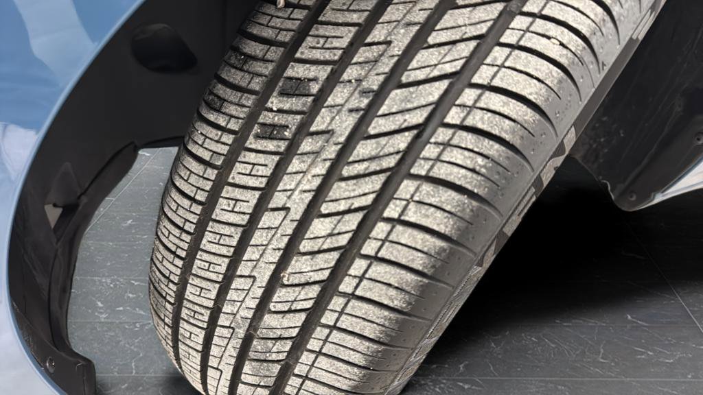 Used 2025 Volkswagen Jetta SE image 33