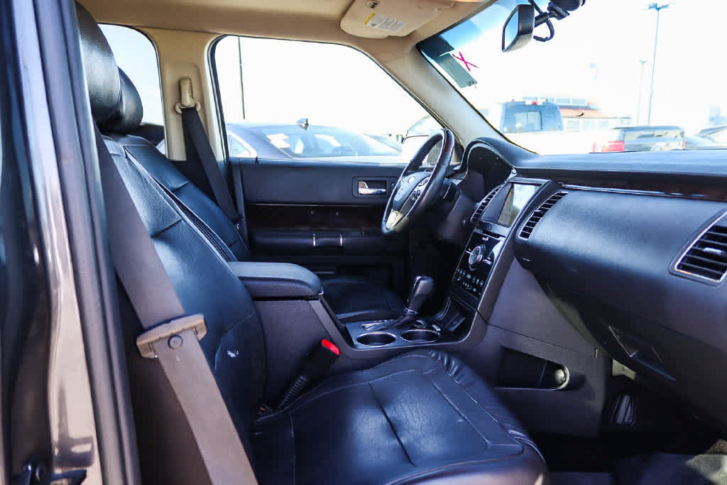 Used 2018 Ford Flex Limited w/ Equipment Group 303A AWD/4WD image 15