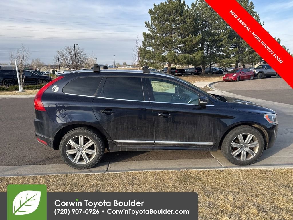 Used 2017 Volvo XC60 T5 Inscription w/ Preferred Option Package image 8