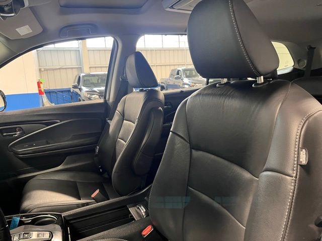 Used 2020 Honda Pilot Touring image 23