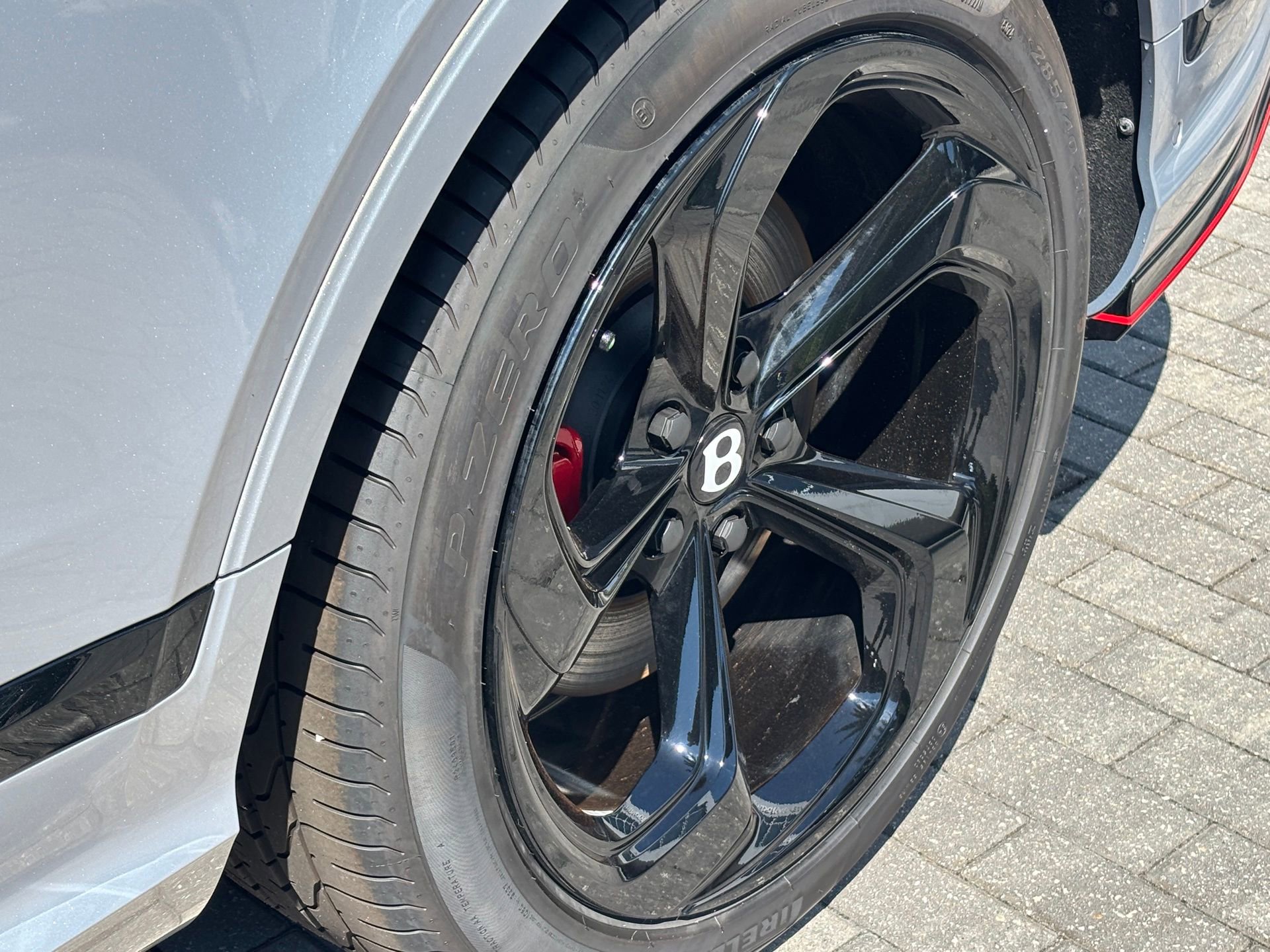 New 2025 Bentley Bentayga image 36