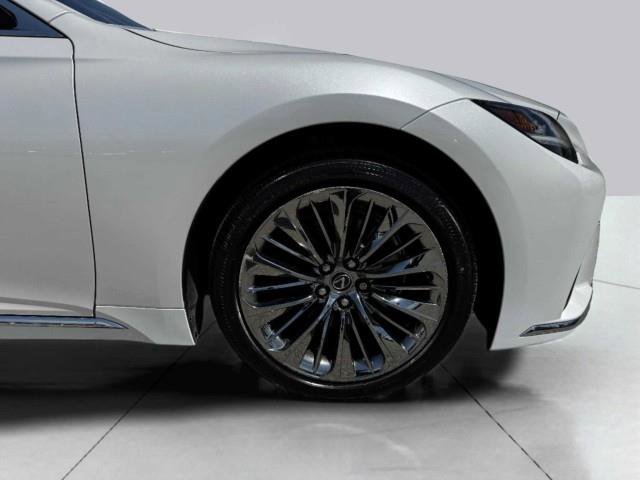 Used 2023 Lexus LS 500 w/ Accessory Package (Z2) RWD image 58