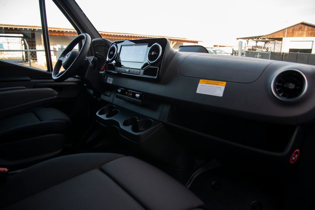 New 2026 Mercedes-Benz Sprinter 2500 image 14