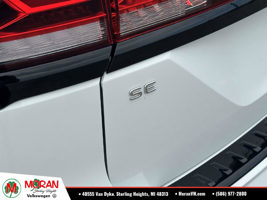 Certified 2025 Volkswagen Atlas Peak Edition SE AWD/4WD image 10
