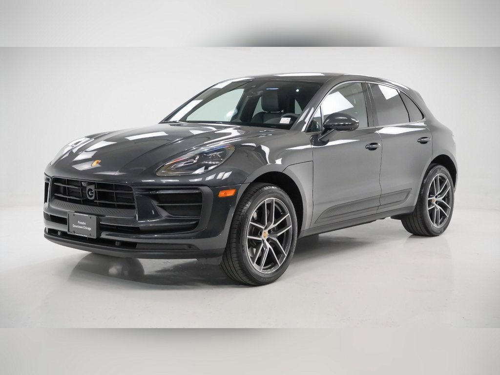 Certified 2025 Porsche Macan video 1