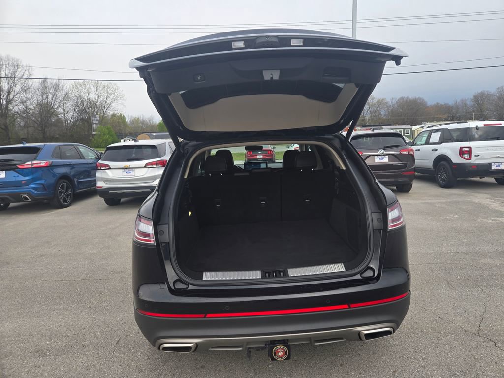 Used 2022 Lincoln Nautilus Reserve w/ Equipment Group 202A image 5