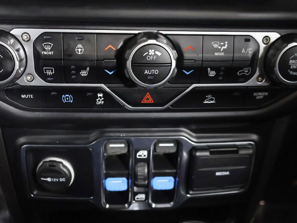 Used 2023 Jeep Wrangler Unlimited w/ Cold Weather Group image 41