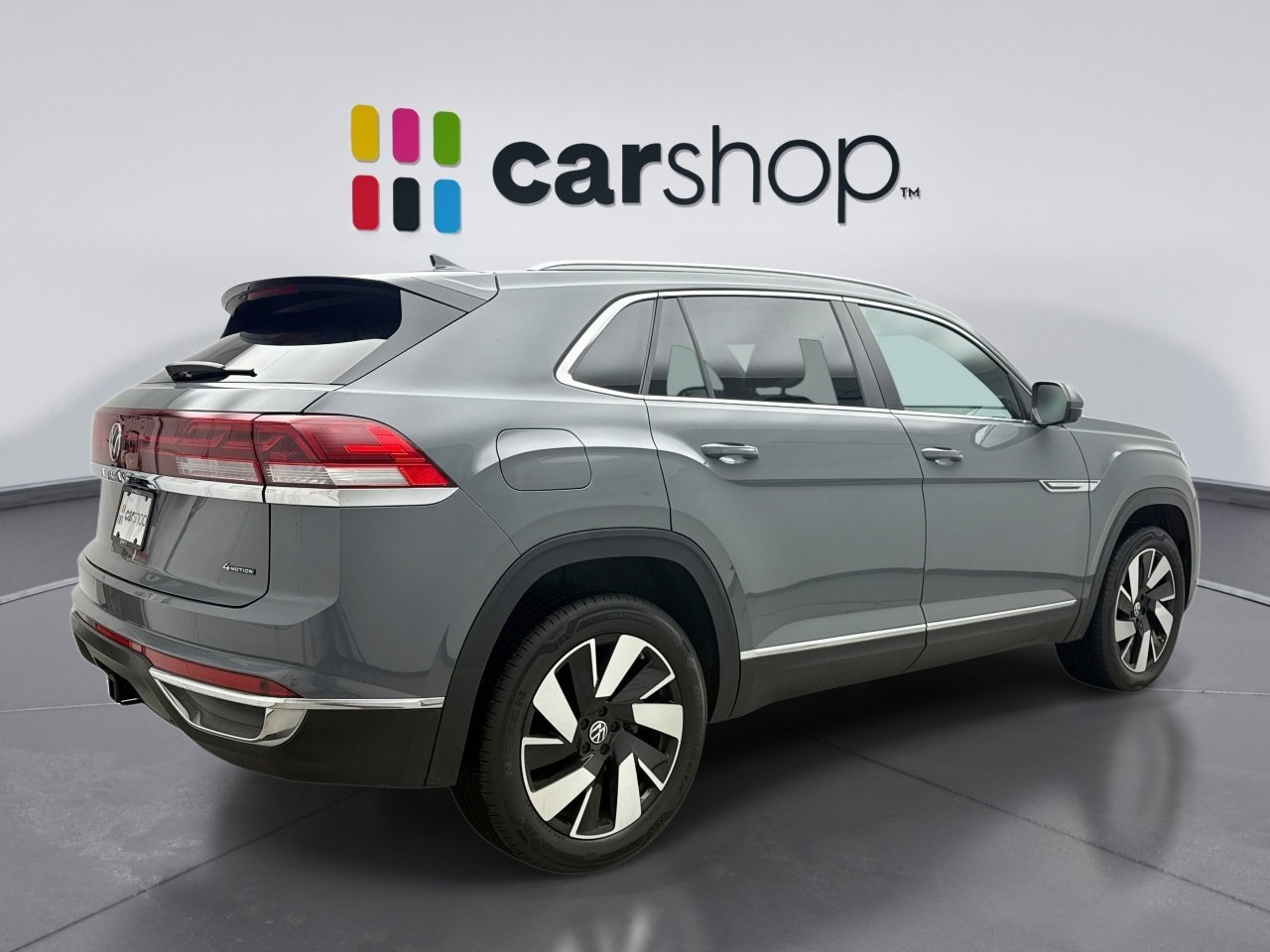 Used 2025 Volkswagen Atlas Cross Sport SEL image 5