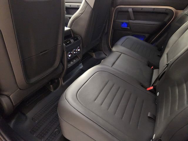 New 2026 Land Rover Defender 110 OCTA image 29
