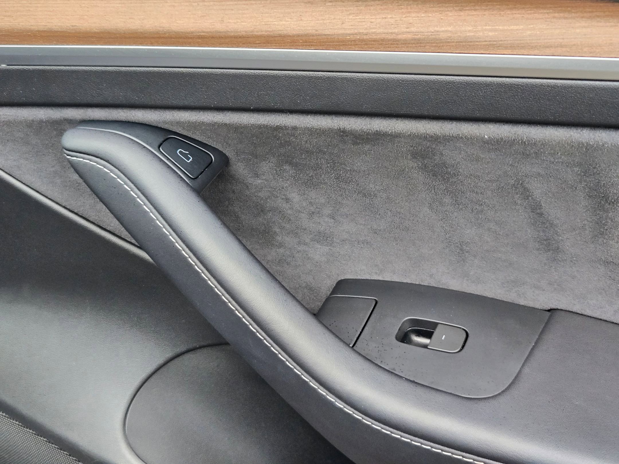 Used 2023 Tesla Model 3 Standard Range RWD image 29