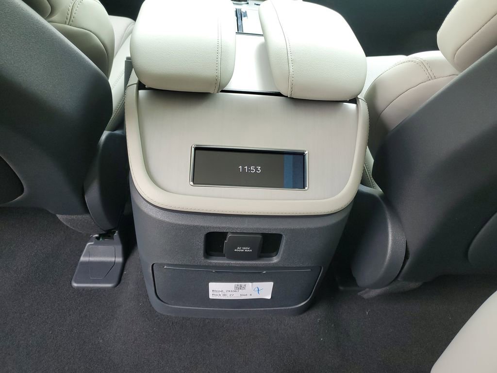 New 2026 Lincoln Navigator Premier AWD/4WD image 14
