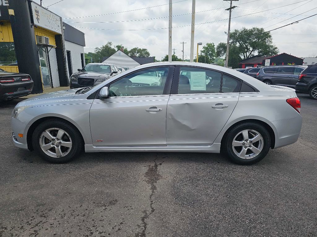 Used 2013 Chevrolet Cruze LT w/ RS Package image 12