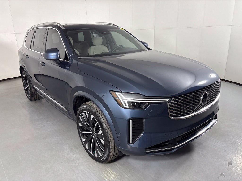 New 2026 Volvo XC90 T8 Plus w/ Protection Package Premier AWD/4WD image 2
