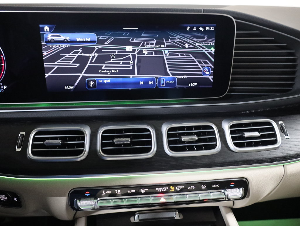 Used 2025 Mercedes-Benz GLS 450 4MATIC w/ AMG Line Exterior image 23