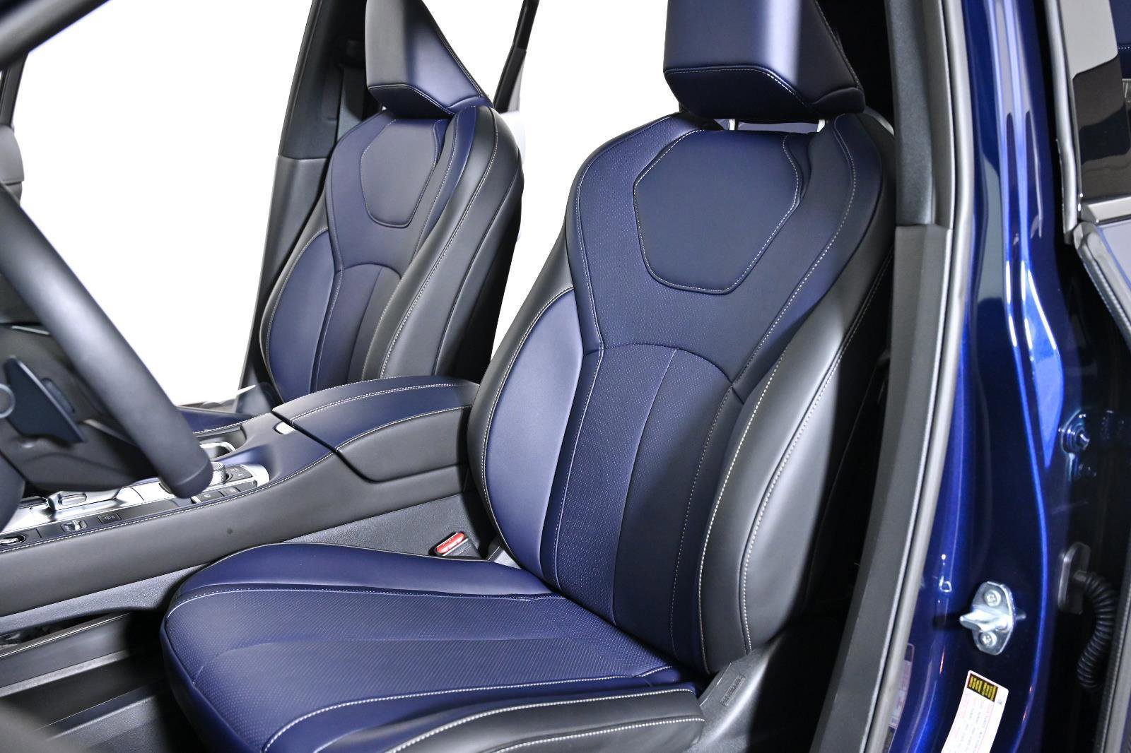 Used 2026 INFINITI QX60 Sport w/ Dark Cargo Package image 22