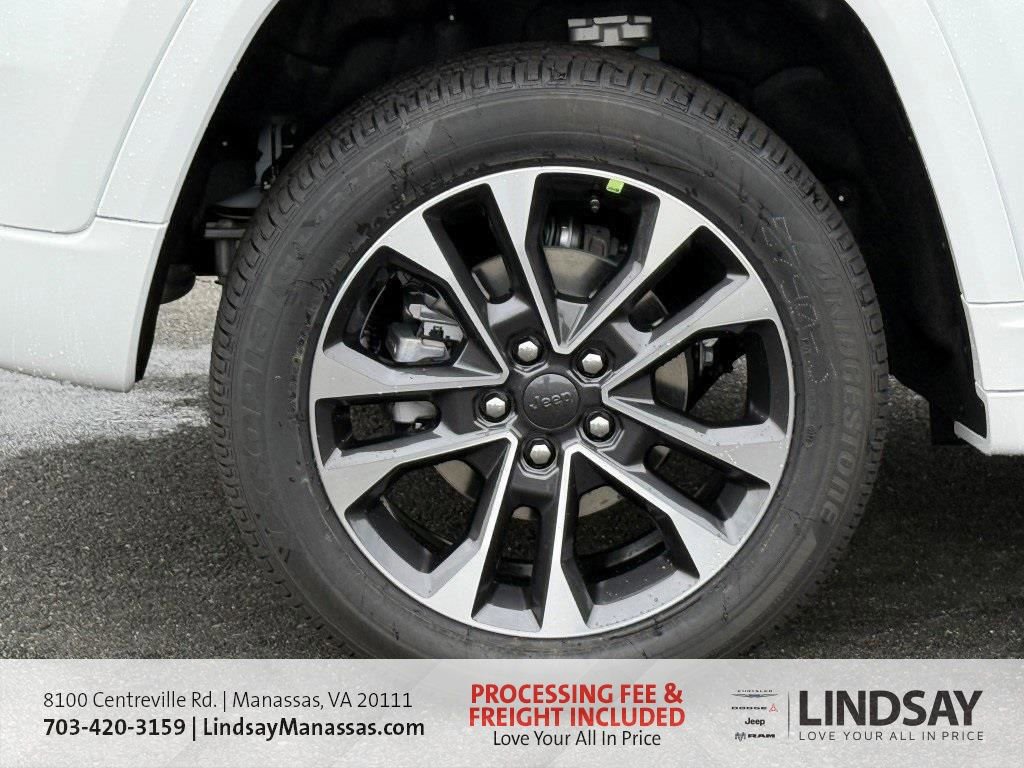 New 2025 Jeep Grand Cherokee Overland w/ Adv Protech Group III image 6